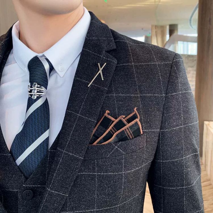 terno masculino slim transpassado xadrez, terno 3 peças xadrez transpassado masculino, terno masculino slim fit transpassado moderno, terno social masculino xadrez completo, terno masculino duplo abotoamento xadrez
