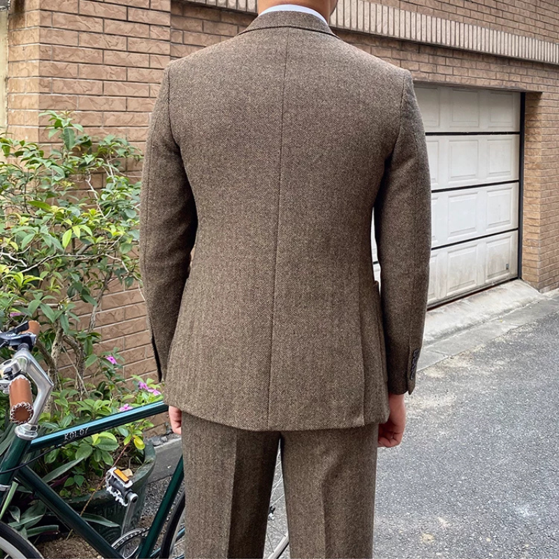 terno tweed masculino, terno tweed espinha de peixe, terno tweed, terno masculino social, terno masculino inverno, terno masculino com colete, terno masculino cinza, terno masculino azul marinho, terno masculino 3 peças, Terno Masculino, terno espinha de peixe, terno de lã masculino, costume masculino com colete