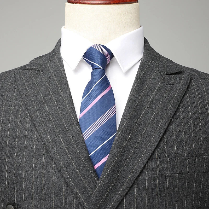 Terno Masculino Transpassado Risca de Giz Cinza Escuro, Terno Masculino Slim, Terno Masculino Transpassado