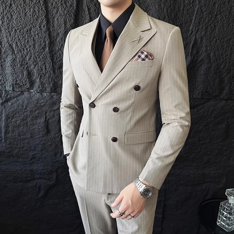 Terno Masculino, costume masculino, costume transpassado, terno transpassado, costume masculino risca de giz, terno masculino risca de giz, terno masculino transpassado listrado