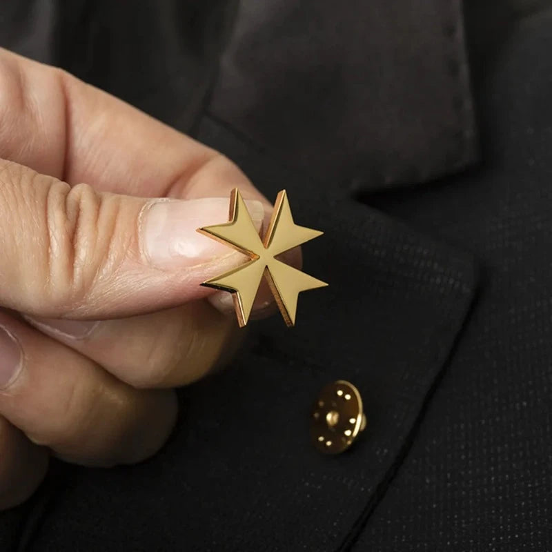 Broche para Terno Masculino Cruz de Malta Maximus