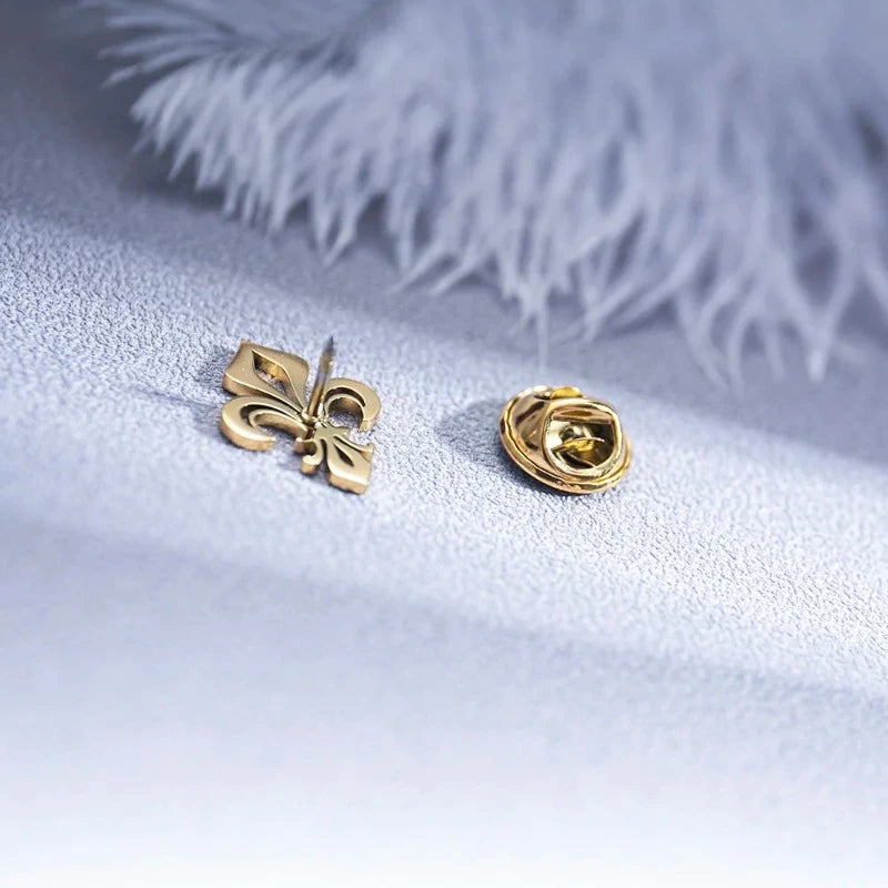 Broche para Terno Masculino Flor de Lis Maximus