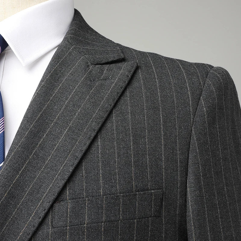 Terno Masculino Transpassado Risca de Giz Cinza Escuro, Terno Masculino Slim, Terno Masculino Transpassado