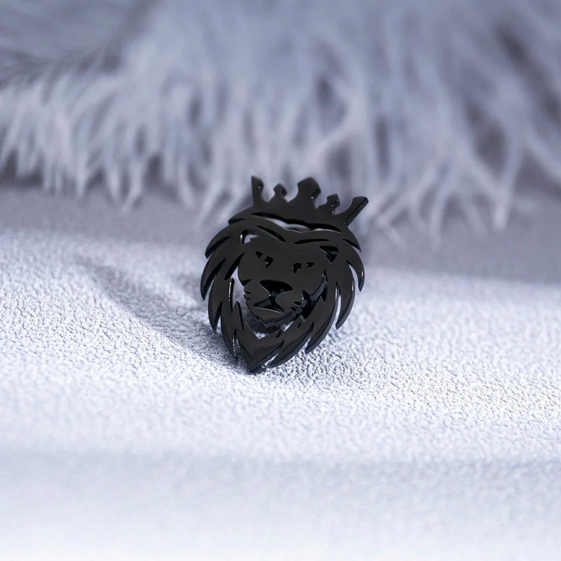 Broche, broche para terno, broche masculino, broche para terno masculino, broche de leão, broche de leão com coroa