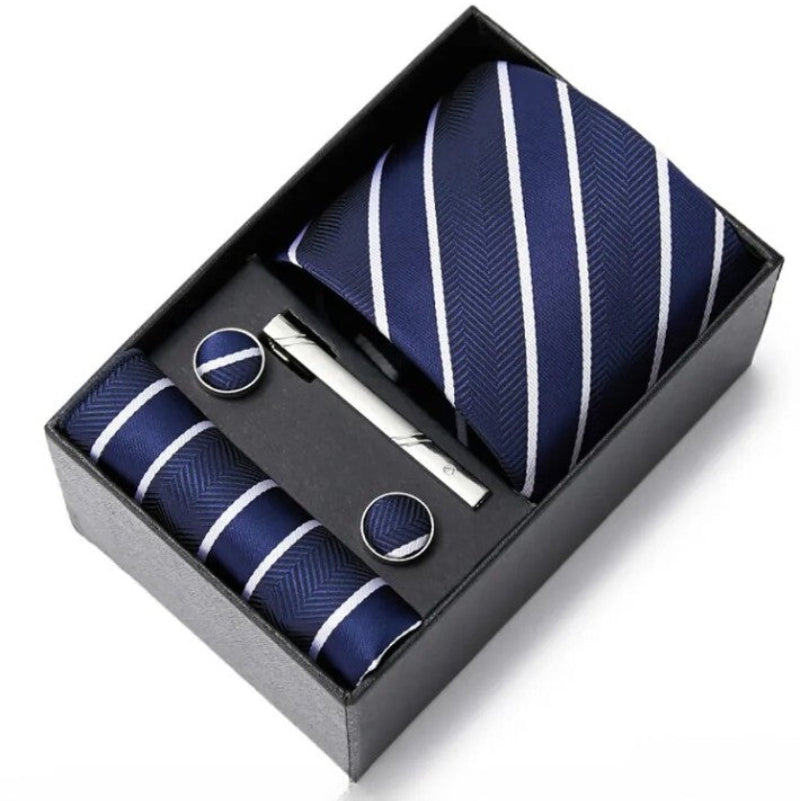 conjunto gravata listrada, gravata seda com clipe, kit gravata completo, gravata para presente, acessório masculino formal, gravata para terno, conjunto masculino formal, gravata para eventos sociais