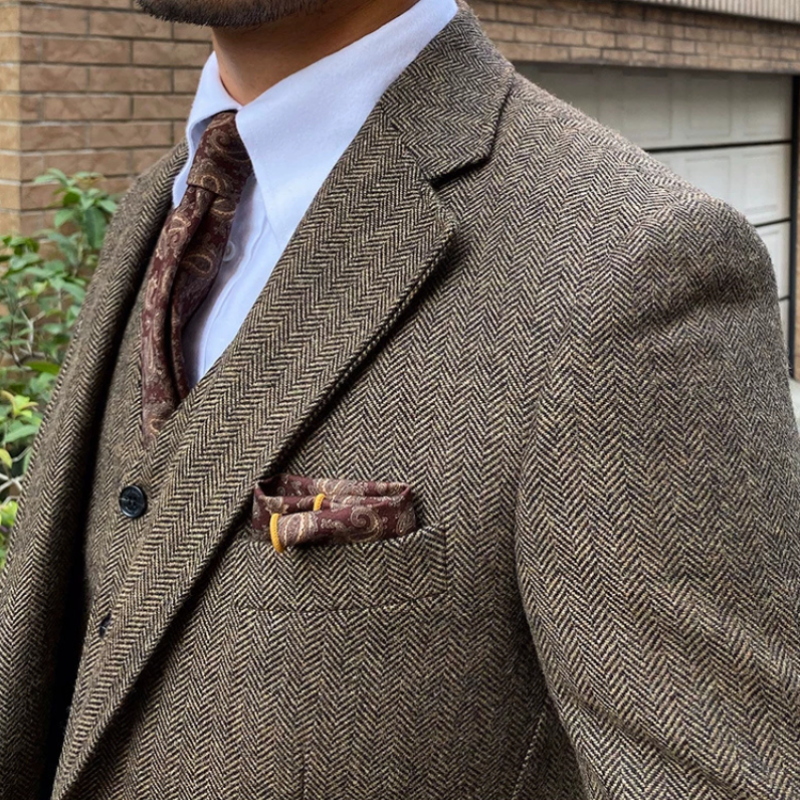 terno tweed masculino, terno tweed espinha de peixe, terno tweed, terno masculino social, terno masculino inverno, terno masculino com colete, terno masculino cinza, terno masculino azul marinho, terno masculino 3 peças, Terno Masculino, terno espinha de peixe, terno de lã masculino, costume masculino com colete