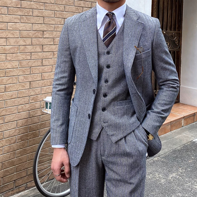 terno tweed masculino, terno tweed espinha de peixe, terno tweed, terno masculino social, terno masculino inverno, terno masculino com colete, terno masculino cinza, terno masculino azul marinho, terno masculino 3 peças, Terno Masculino, terno espinha de peixe, terno de lã masculino, costume masculino com colete