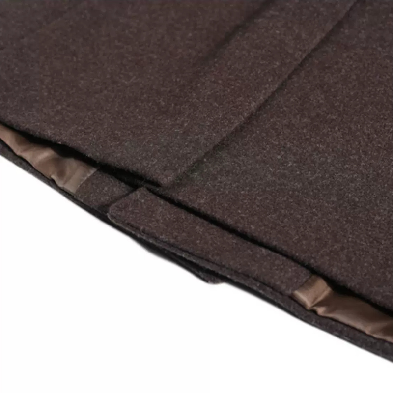 sobretudo masculino, casaco longo masculino, sobretudo transpassado, sobretudo slim fit, casaco inverno masculino, sobretudo marrom, trench coat masculino, sobretudo alfaiataria, casaco formal masculino, Mr. Maximus, moda masculina inverno