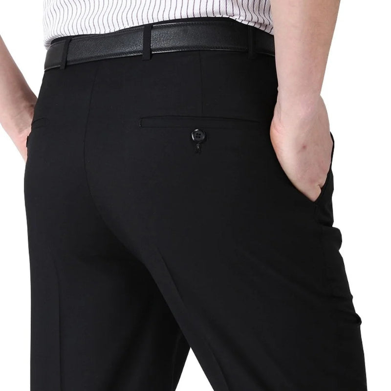 calça social masculina seda, calça social clássica preta, calça social cinza escuro, calça social seda de amoreira, calça masculina escritório seda, calça social cinza masculina, calça alfaiataria clássica, calça social forro contraste