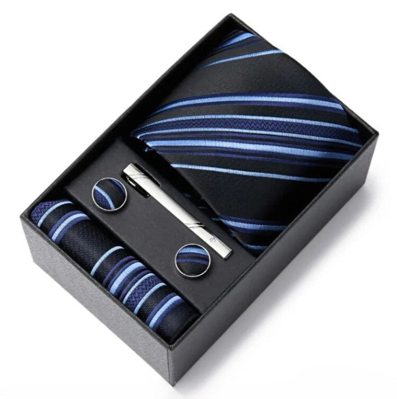 conjunto gravata listrada, gravata seda com clipe, kit gravata completo, gravata para presente, acessório masculino formal, gravata para terno, conjunto masculino formal, gravata para eventos sociais
