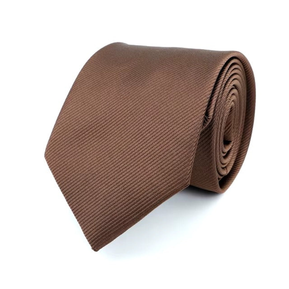 gravata masculina lisa, gravata social masculina, gravata poliéster, gravata cor sólida, gravata formal masculina, gravata textura acetinada, acessório masculino gravata, gravata Maximus, moda masculina formal